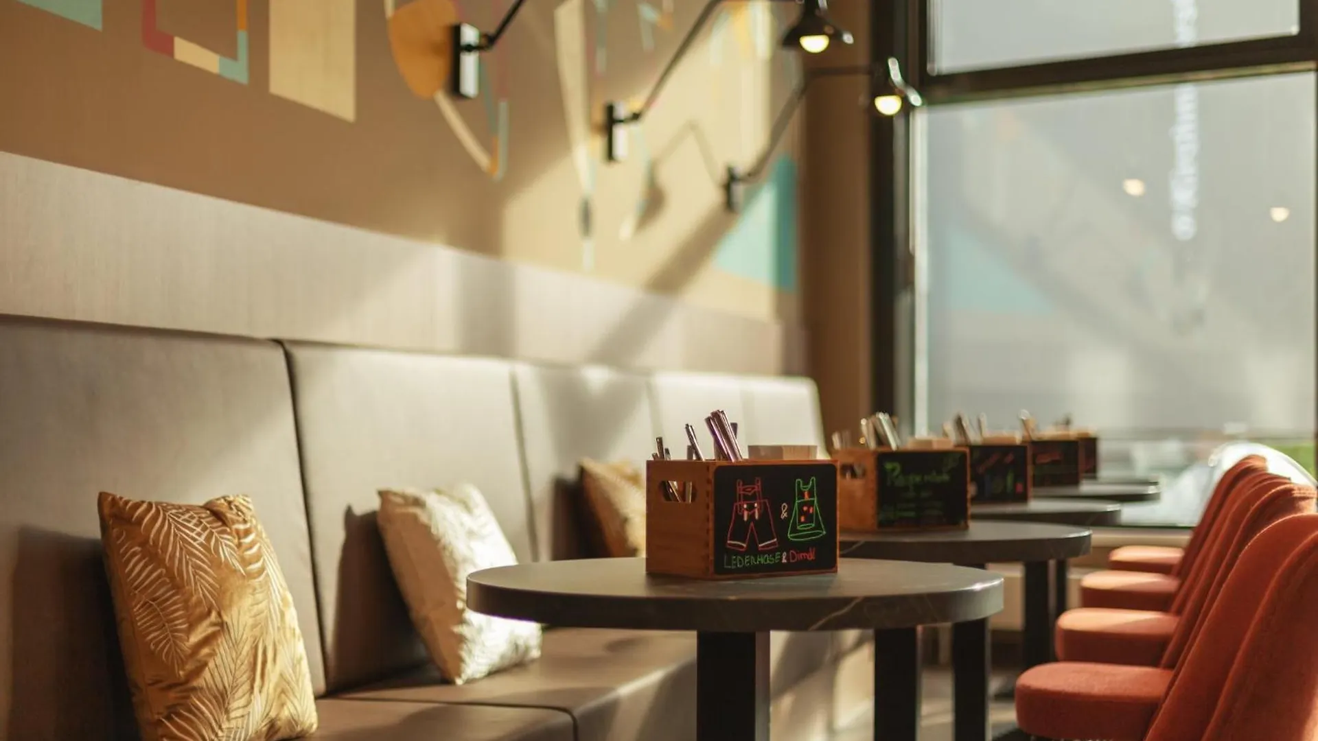 Hotel Holiday Inn - The Niu, Sparrow Regensburg By Ihg