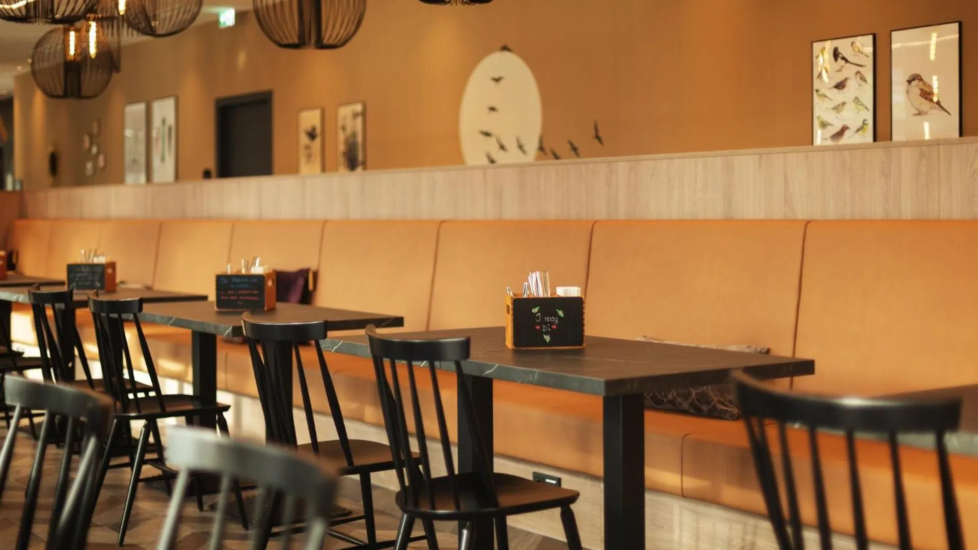 Holiday Inn - The Niu, Sparrow Regensburg By Ihg Hotel