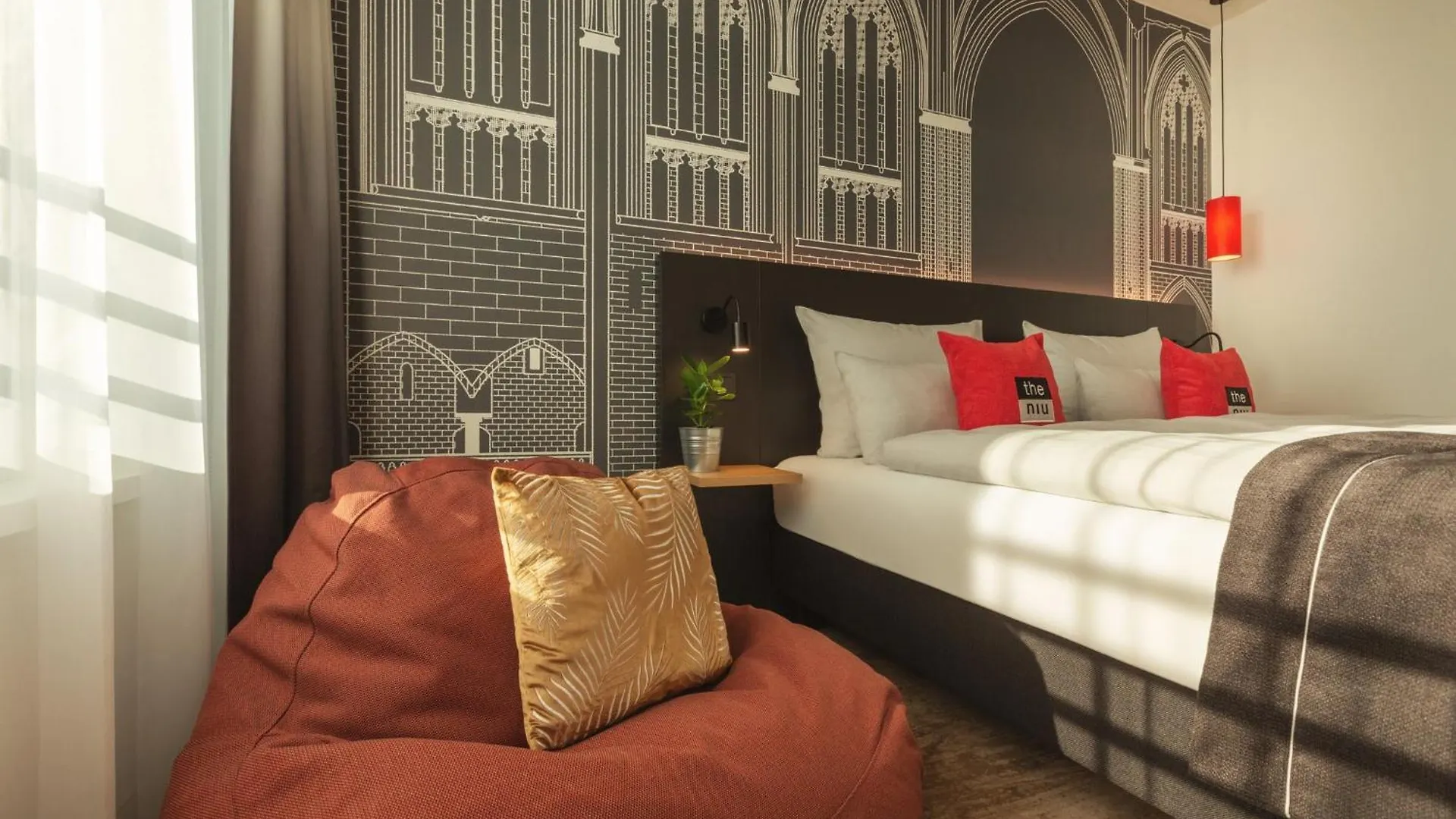 *** Hotel Holiday Inn - The Niu, Sparrow Regensburg By Ihg Germany