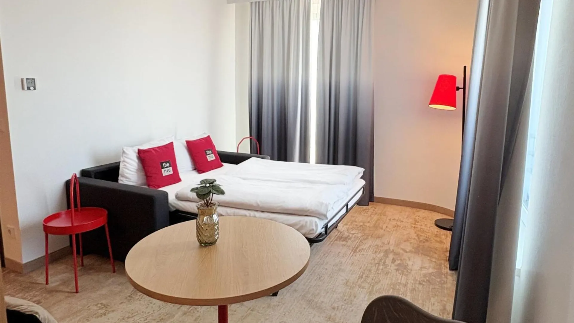 Holiday Inn - The Niu, Sparrow Regensburg By Ihg Germany