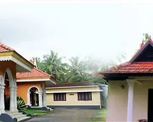 Lakshmi And Hotel Kumarakom