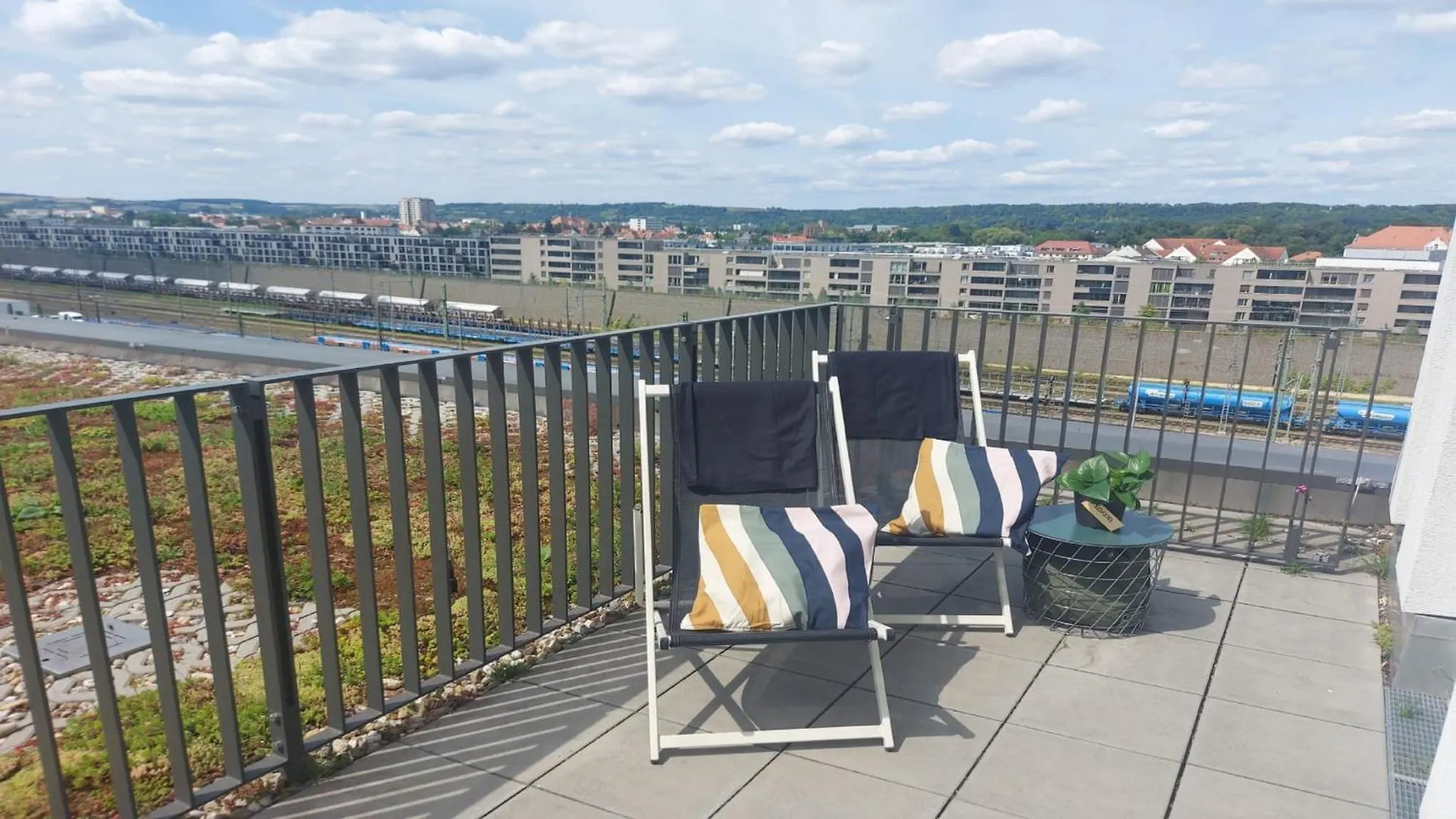 Holiday Inn - The Niu, Sparrow Regensburg By Ihg Hotel