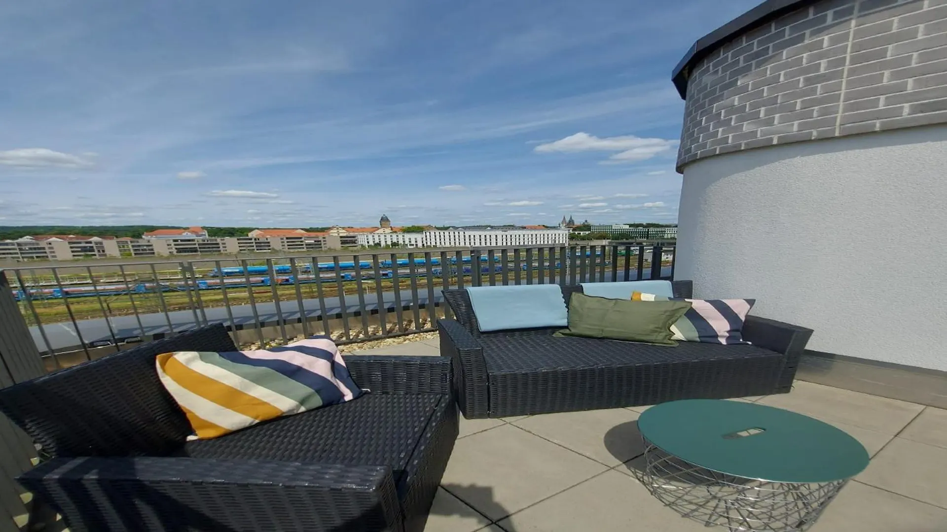 Hotel Holiday Inn - The Niu, Sparrow Regensburg By Ihg
